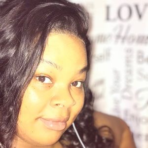 Meet your Posher, Jasmine